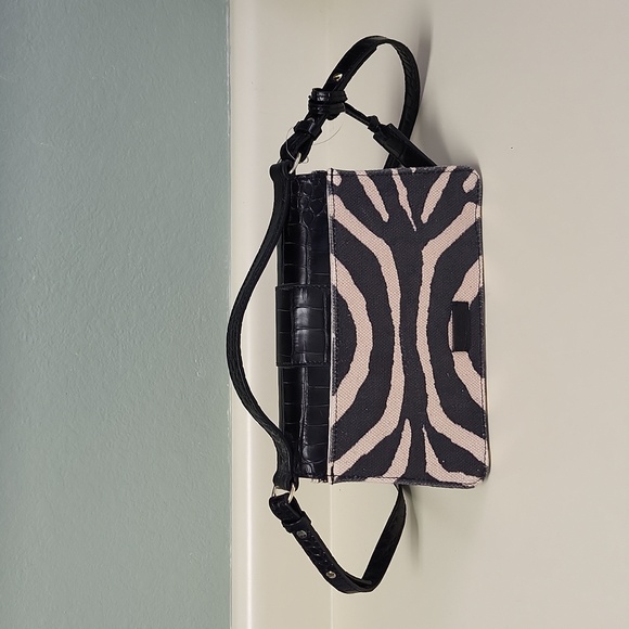 Vince camuto kali crossbow top handle bag New never been used - Picture 6 of 7